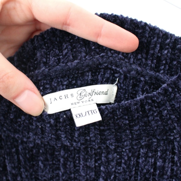 ๐2/$14๐ Gorgeous crushed velvet crewneck knit ribbed sweater - Picture 3 of 4